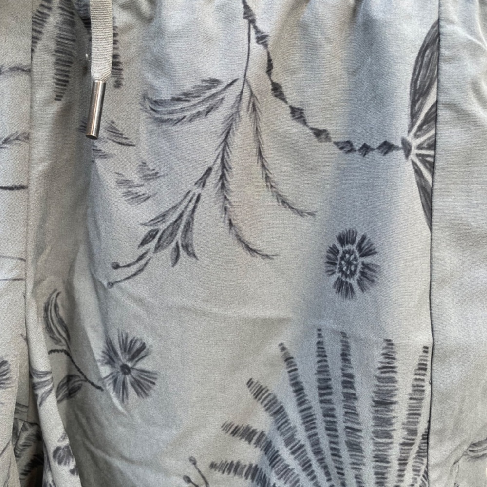❤️ ATHLETA PALM TREES DRAWSTRING SHORTS SIZE 2 - Picture 3 of 5